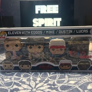 Stranger Things 8-Bit Vinyl Figures Set - Multi-Color